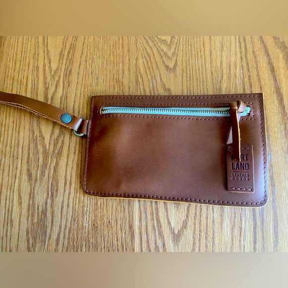 Portland Leather Handbags - 🔥🔥FLASH SALE🔥🔥 PLG Audrina Leather Wristlet